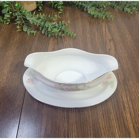 Antique J&C Bavaria Gravy Boat / White Transferware - Picture 7 of 8